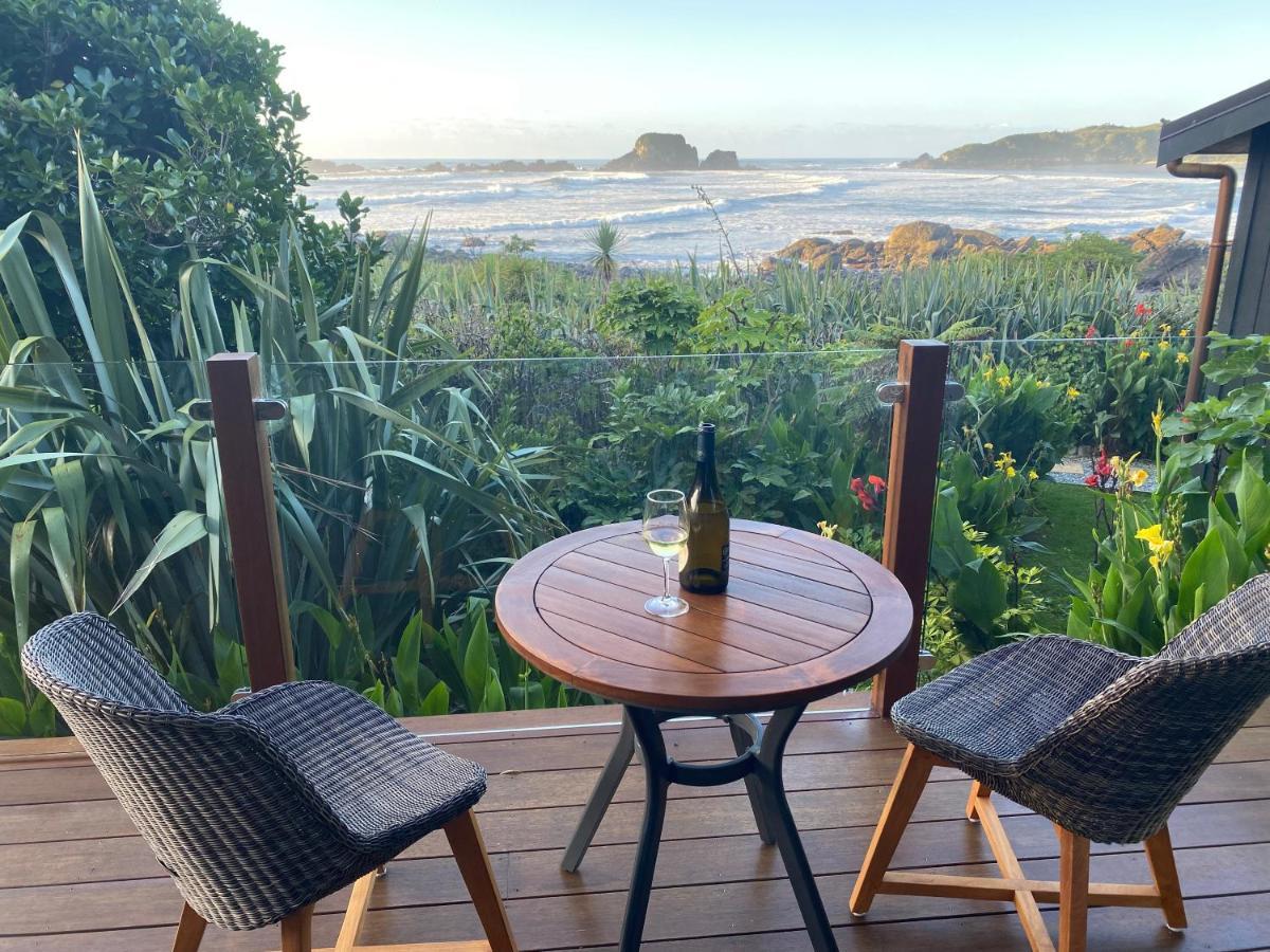 The Bay House Beachfront Accommodation Cape Foulwind Exterior photo