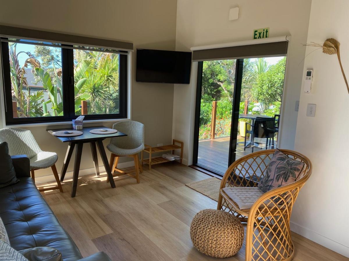 The Bay House Beachfront Accommodation Cape Foulwind Exterior photo