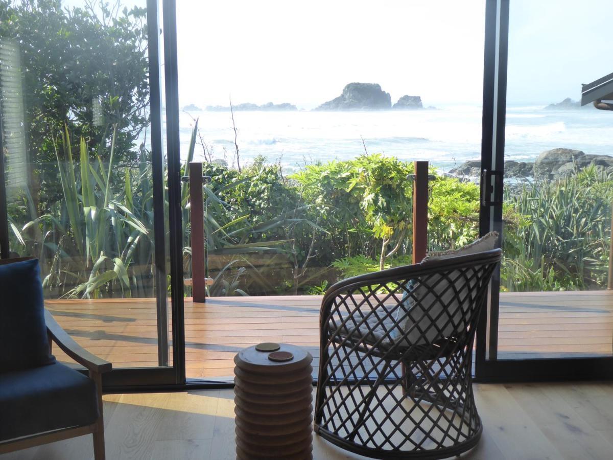 The Bay House Beachfront Accommodation Cape Foulwind Exterior photo